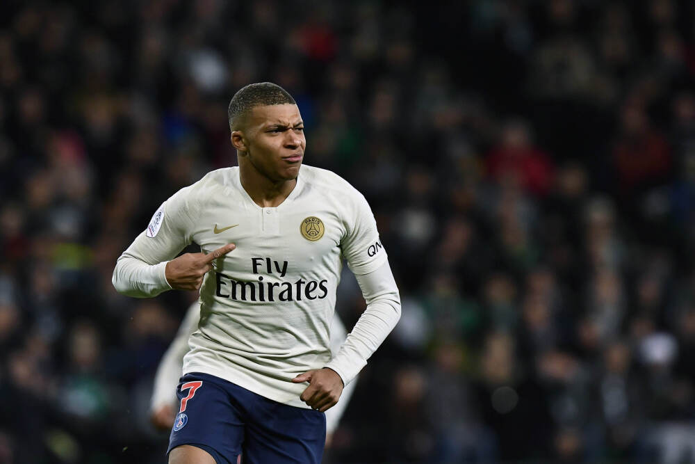 高歌猛进！尤尔曼执教药厂前13轮拿28分仅次拜仁，优于同期阿隆索